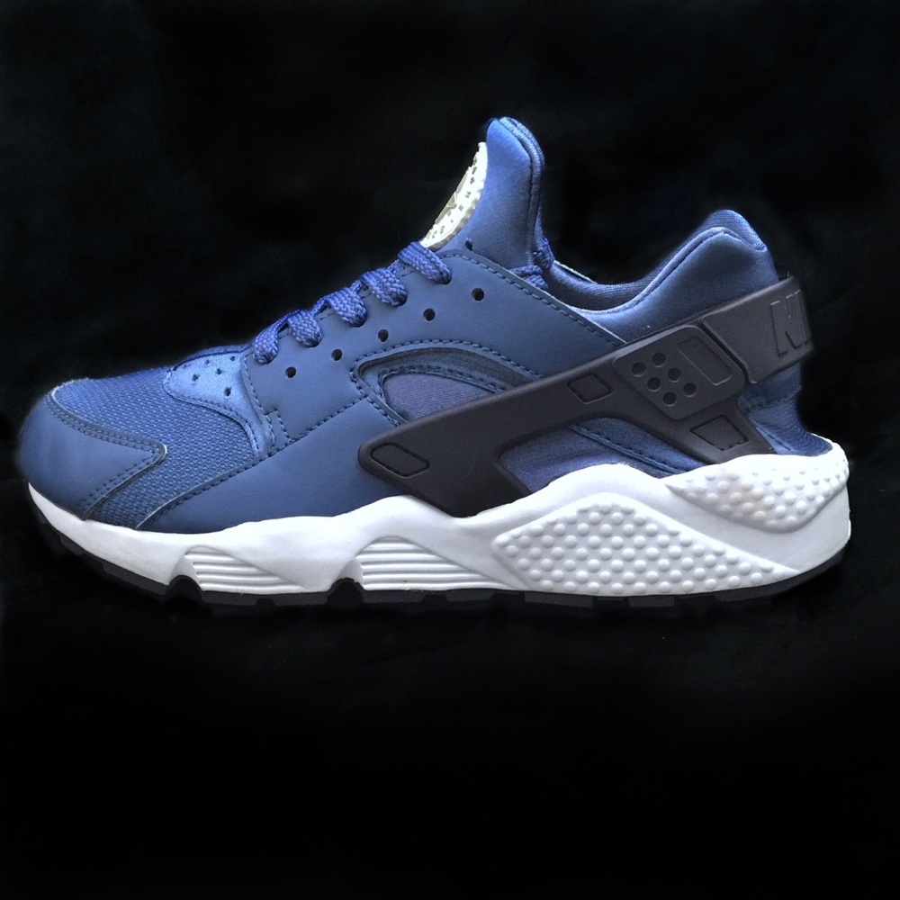 Nike Air Huarache Run Trainers